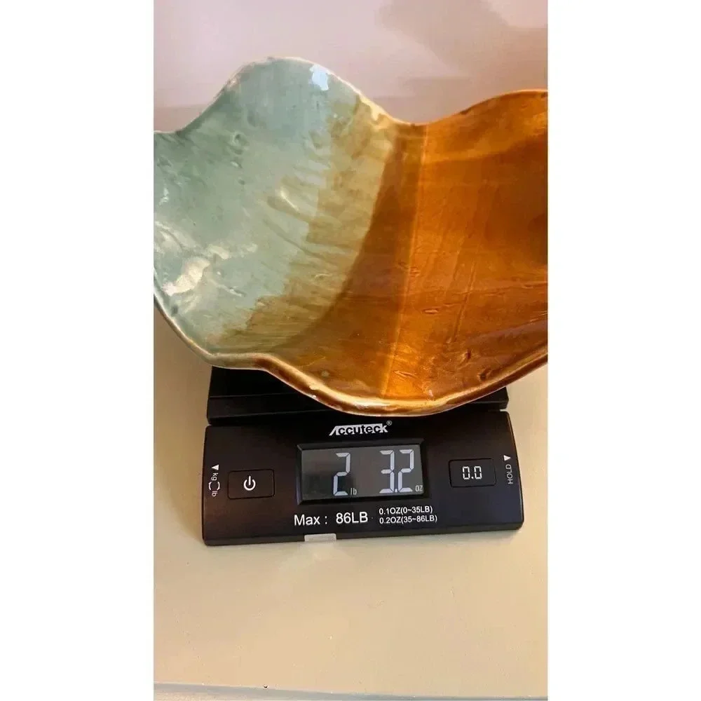 Maurice‎ of Calif 1M-92 Art Pottery Leaf Shape Decor